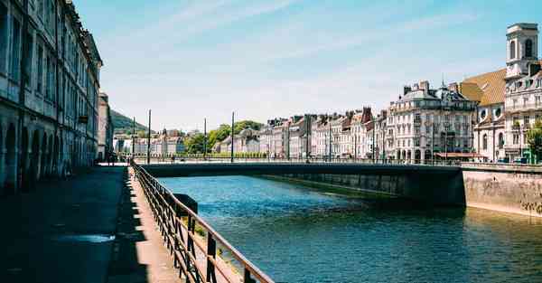 展厅展柜玻璃定制_展厅展柜玻璃工厂