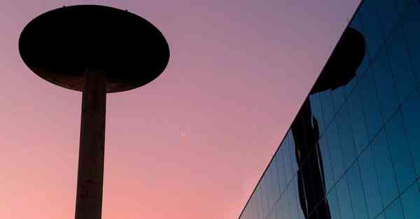 展厅展柜报价_展厅展车能买吗