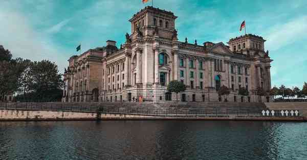 产品互动展厅_产品互换的视频