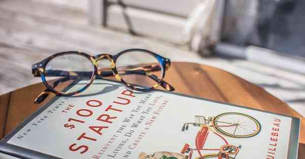 科幻互动剧情游戏